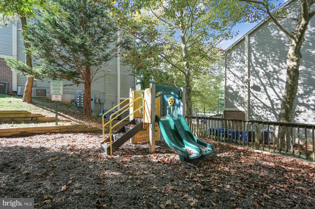 13114 BRIARCLIFF TERR 407