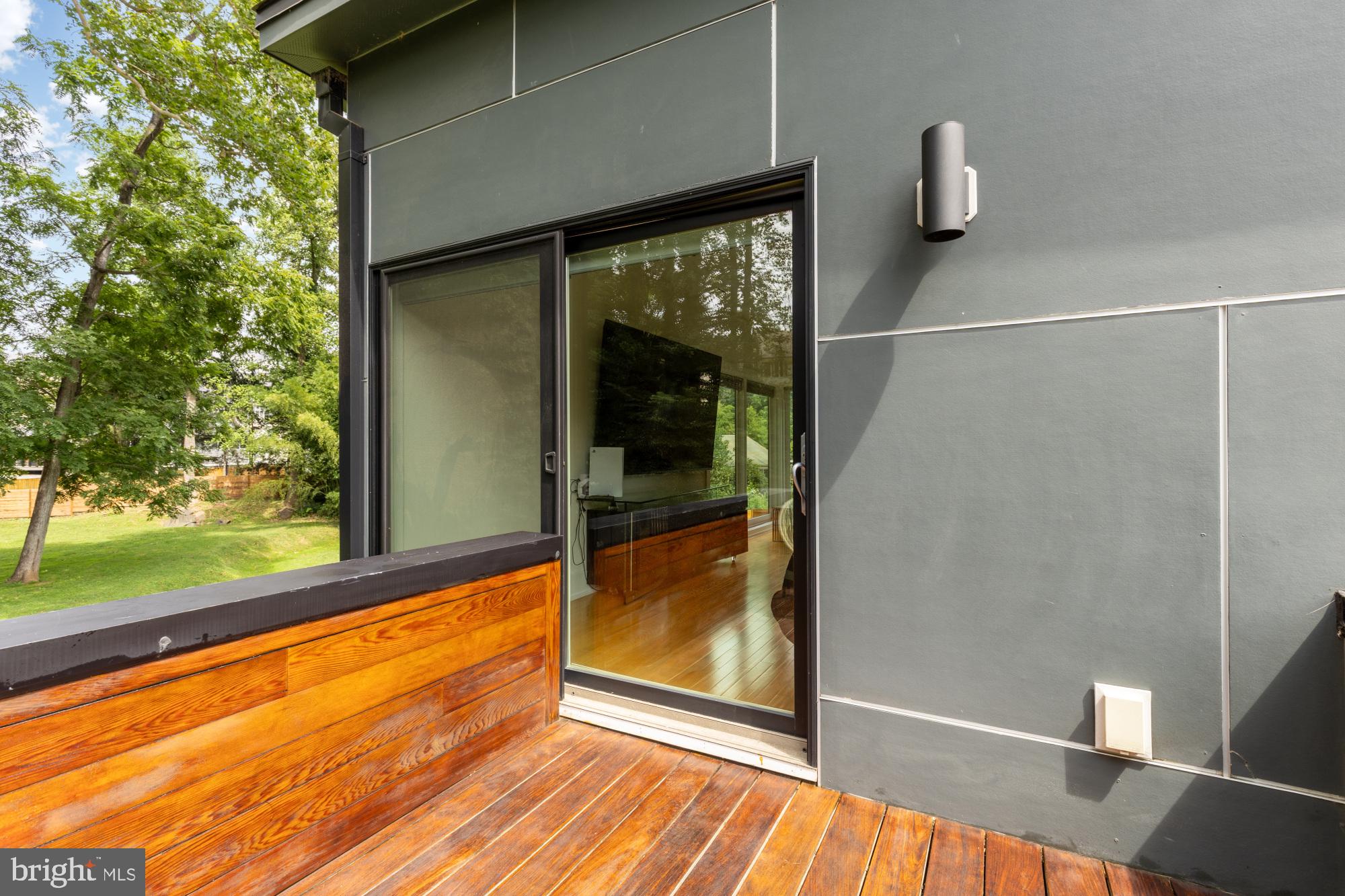 6309 BRADLEY BOULEVARD