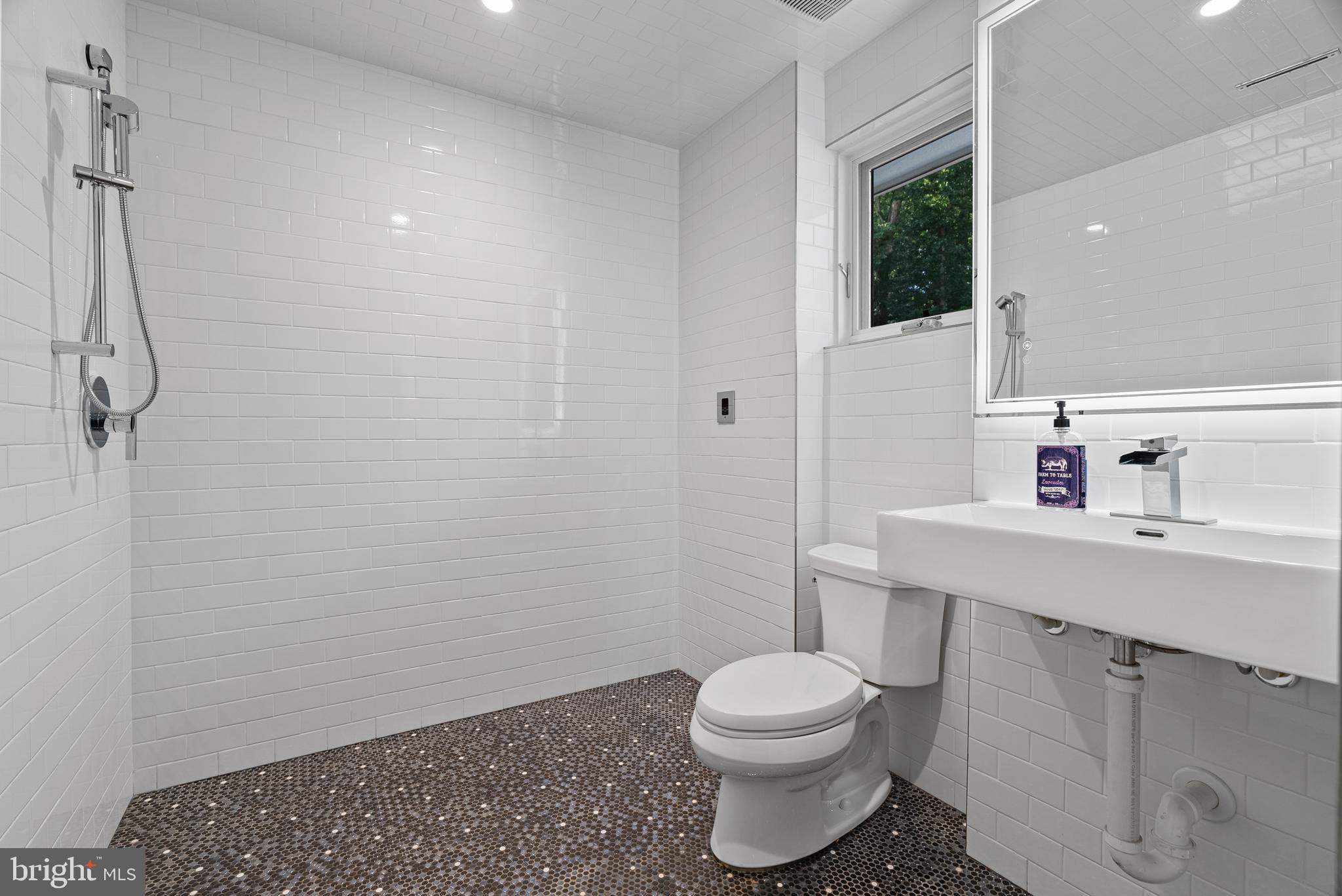 6309 BRADLEY BOULEVARD