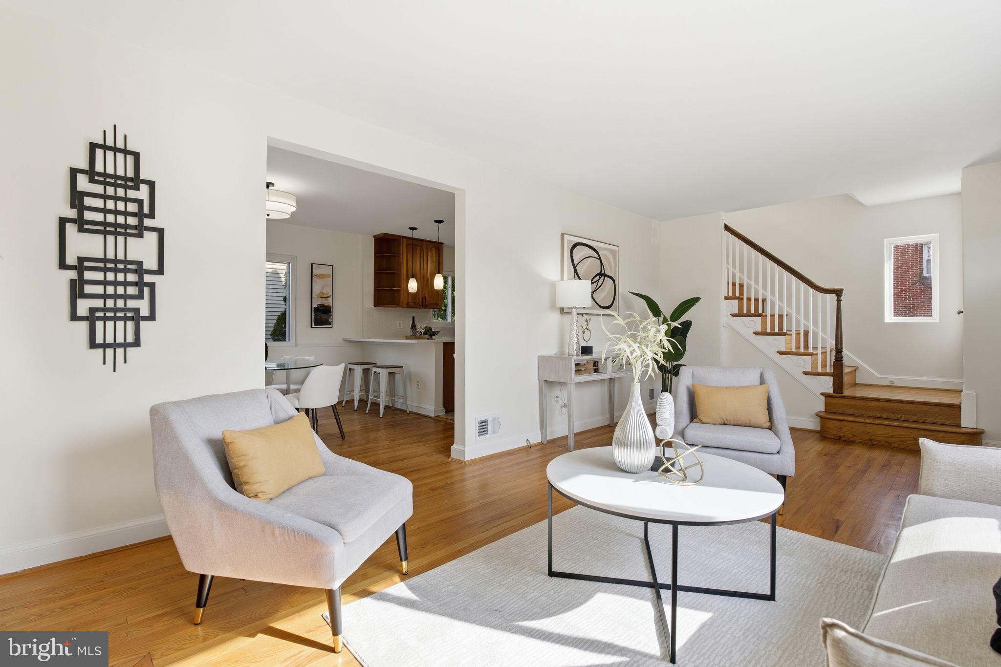 11527 GRANDVIEW AVENUE