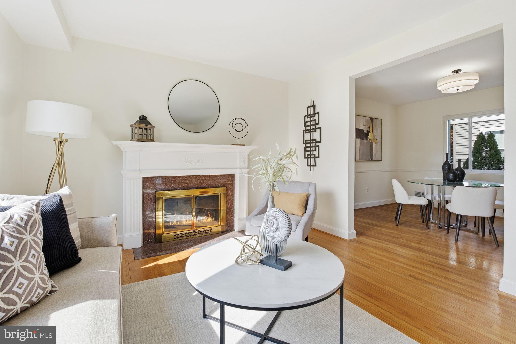 11527 GRANDVIEW AVENUE