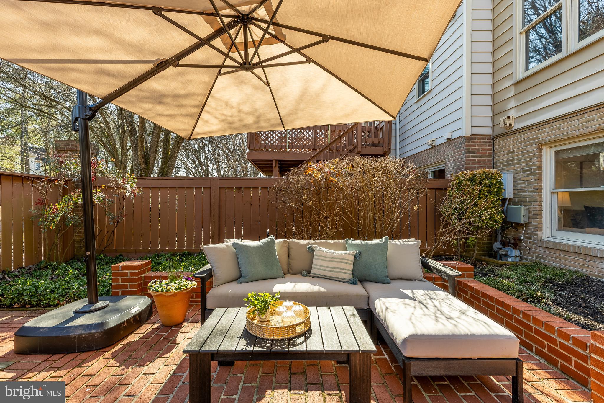 10135 CRESTBERRY PLACE