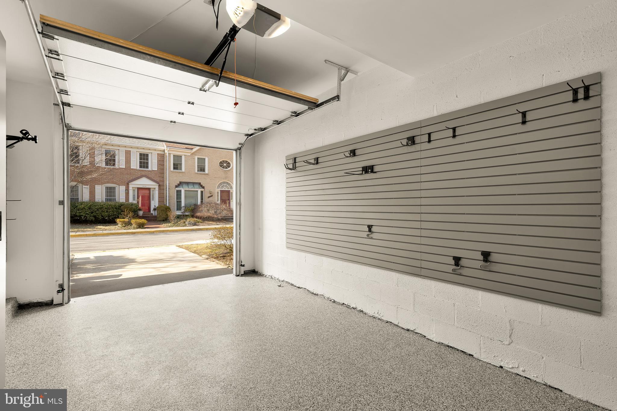 10135 CRESTBERRY PLACE