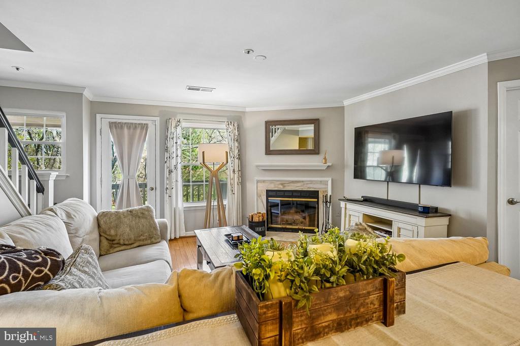 5804 INMAN PARK CIRCLE 210