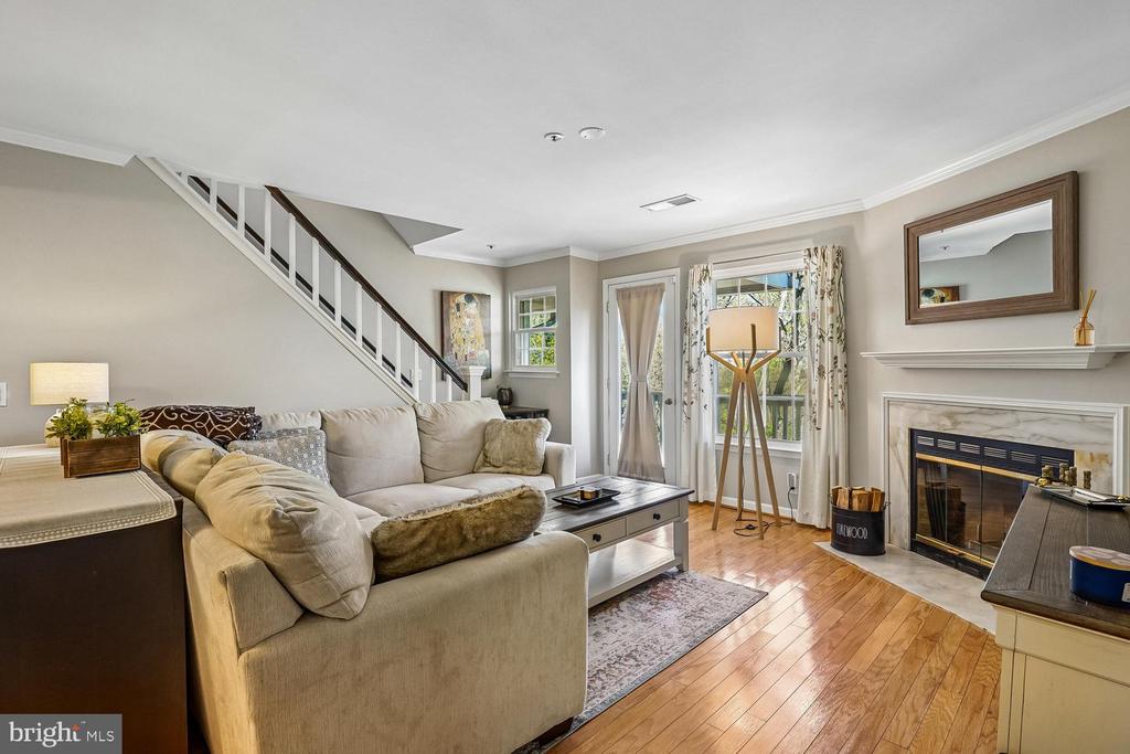 5804 INMAN PARK CIRCLE 210