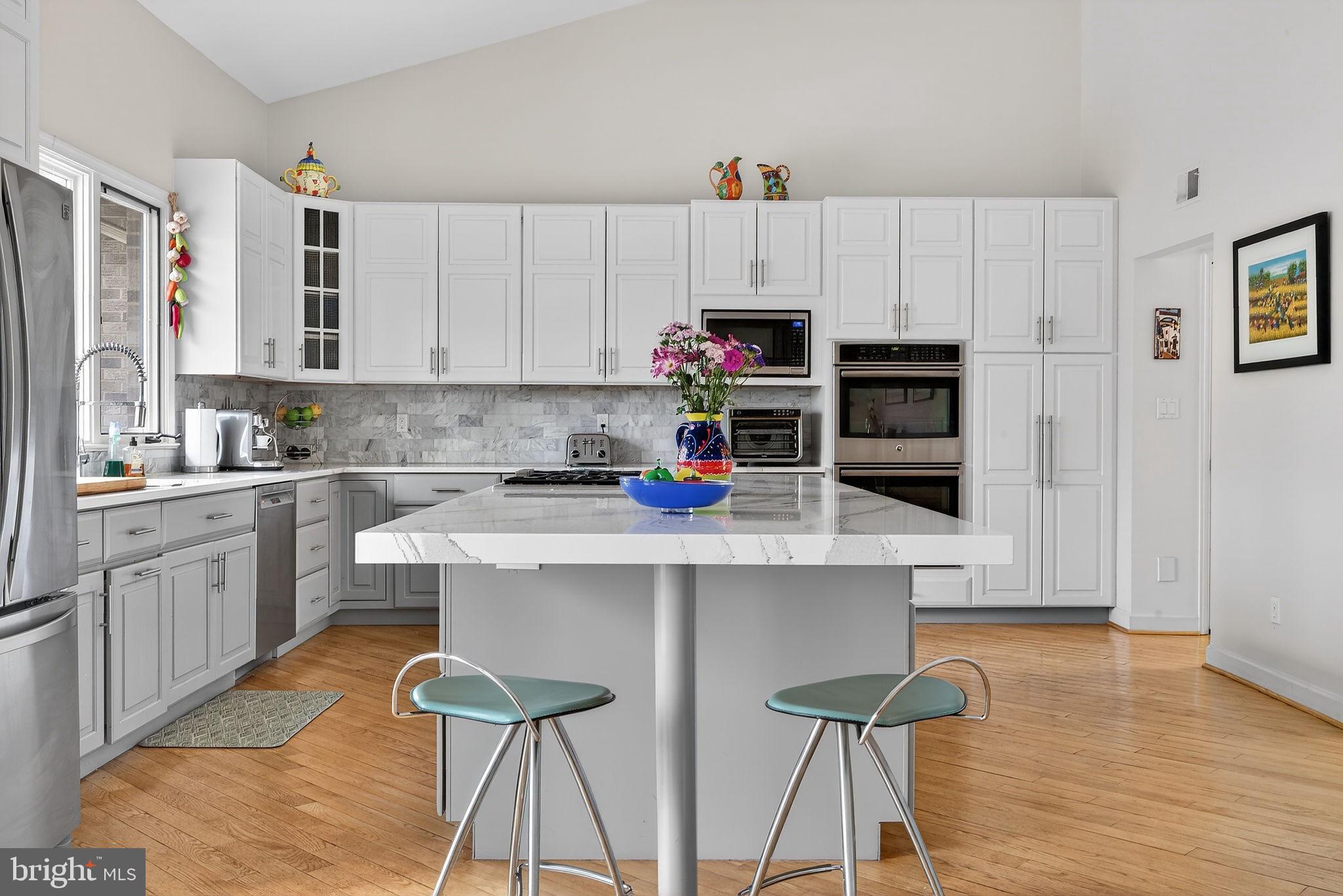 2 LAKE POTOMAC COURT