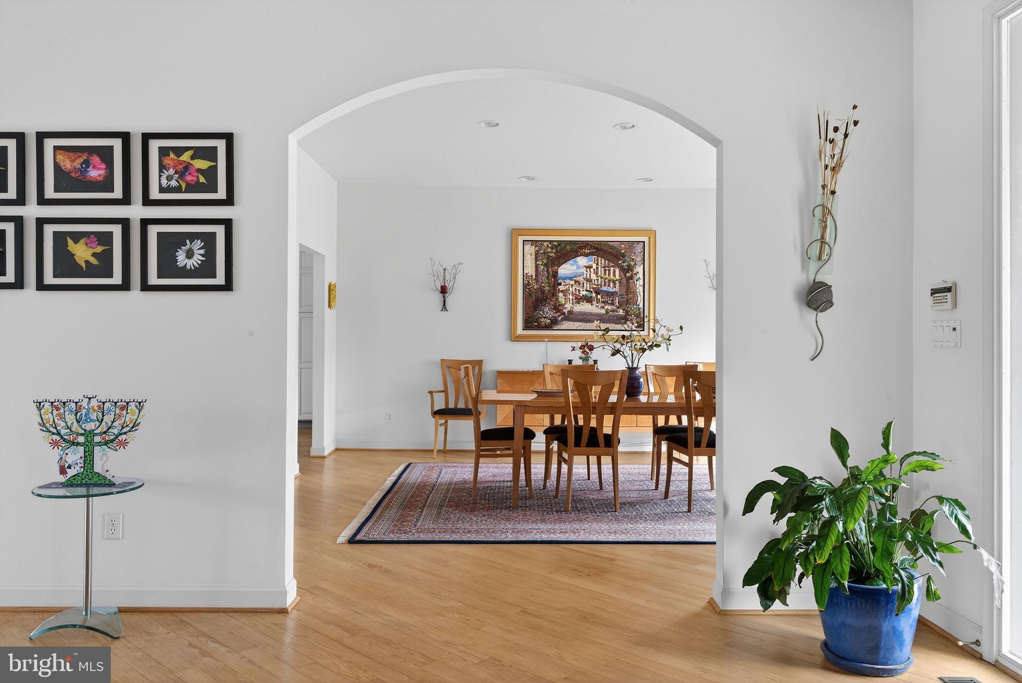 2 LAKE POTOMAC COURT