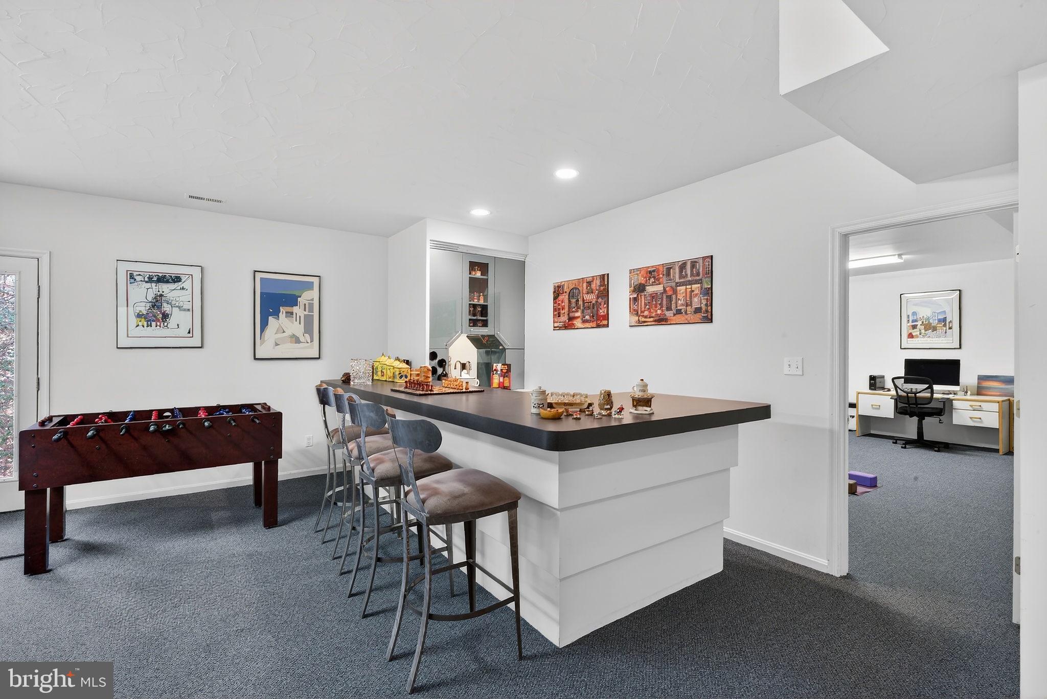 2 LAKE POTOMAC COURT