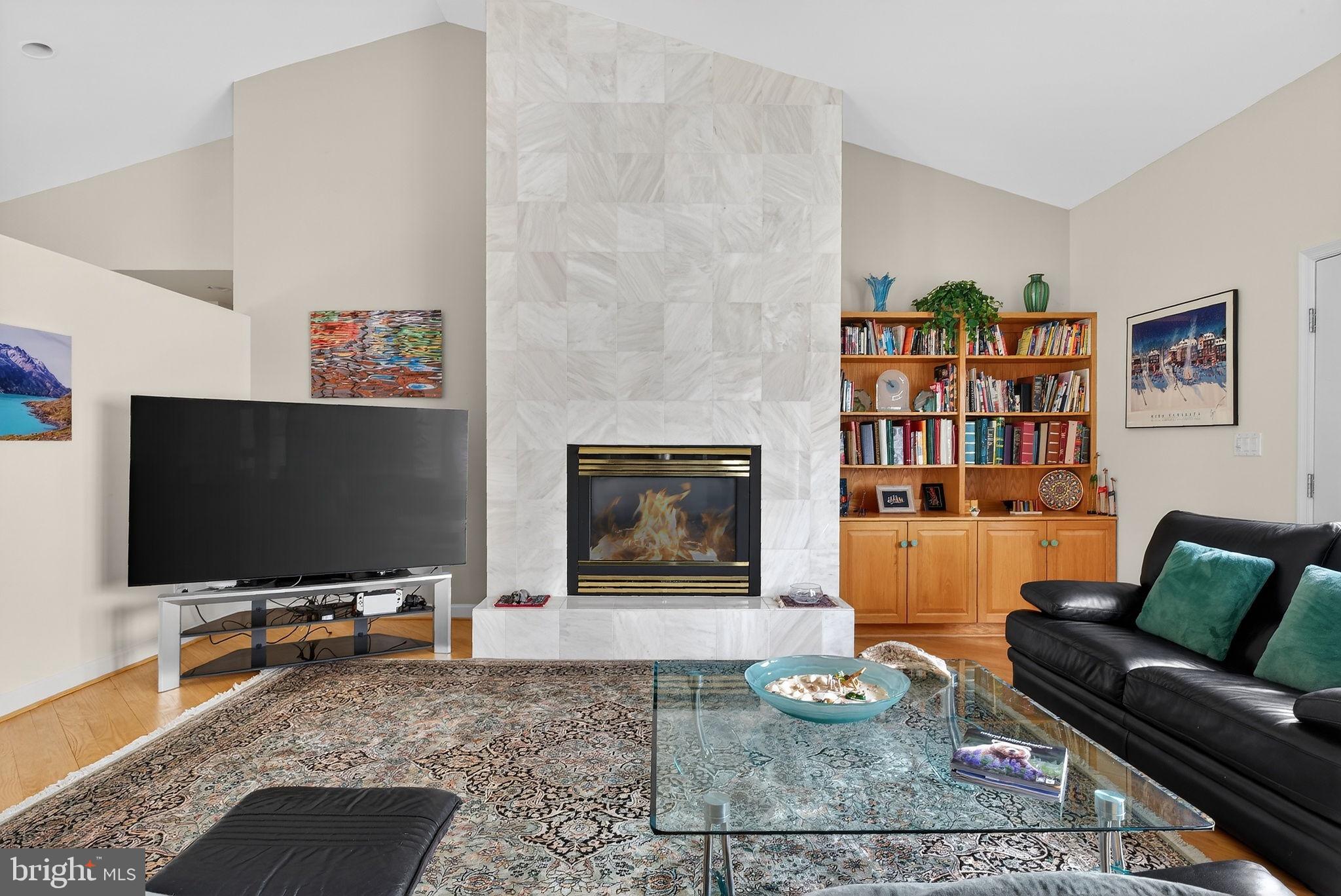 2 LAKE POTOMAC COURT