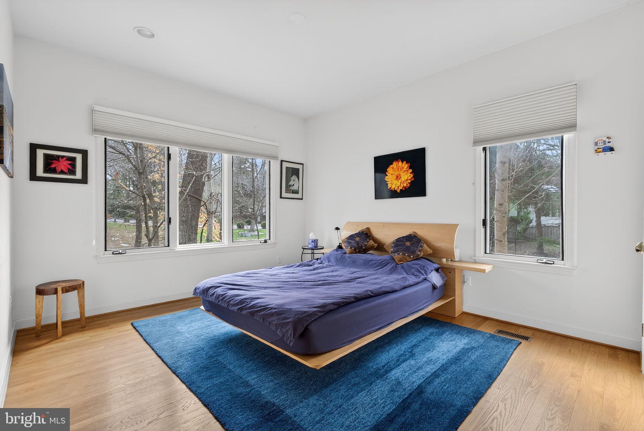 2 LAKE POTOMAC COURT