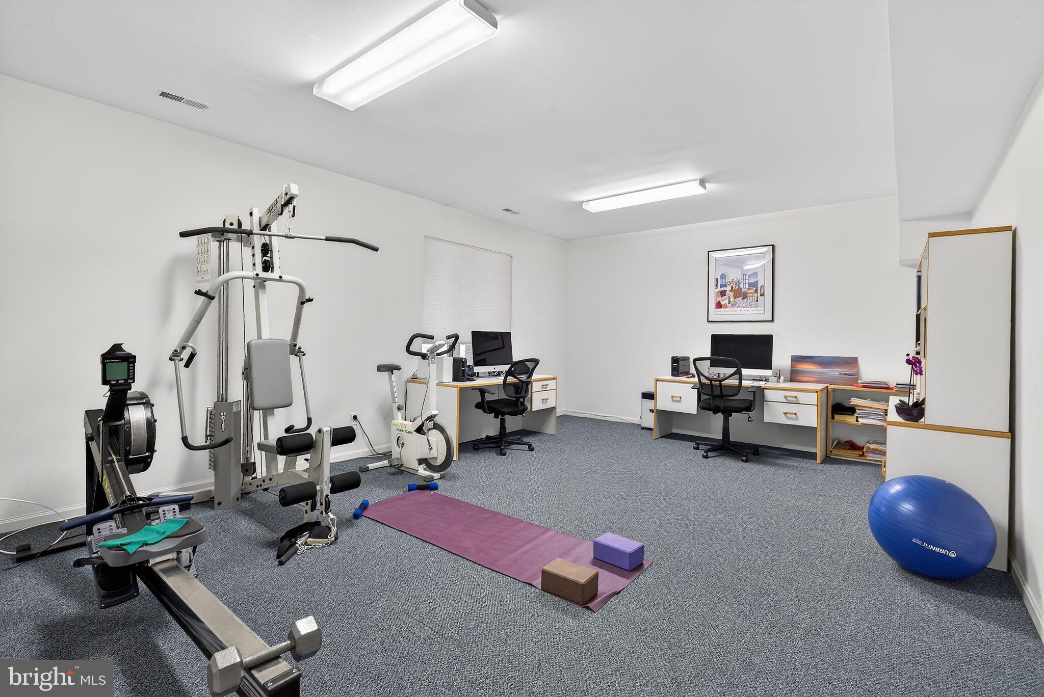 2 LAKE POTOMAC COURT