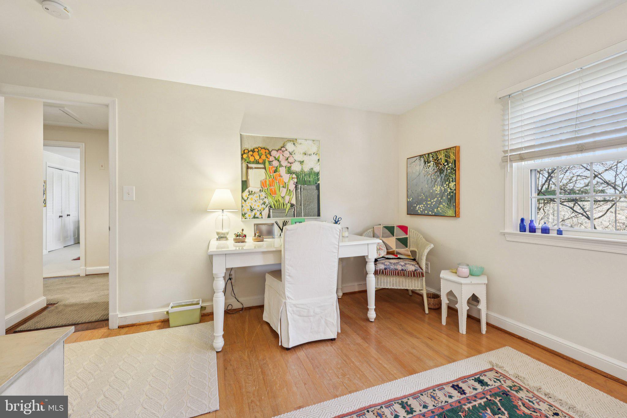 5805 MARBURY
