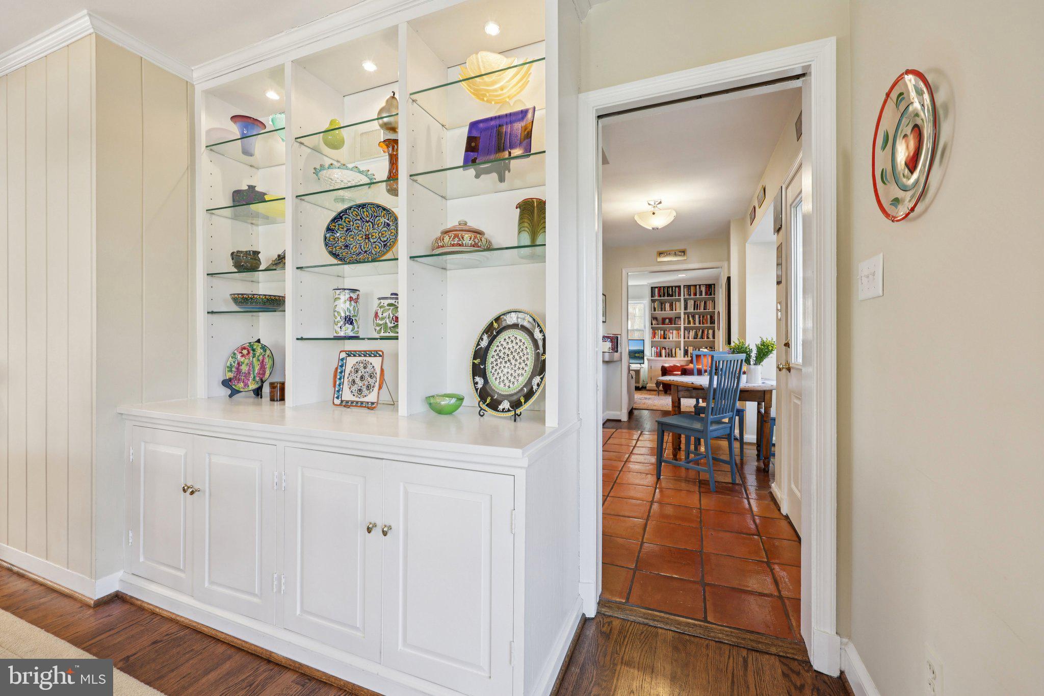 5805 MARBURY