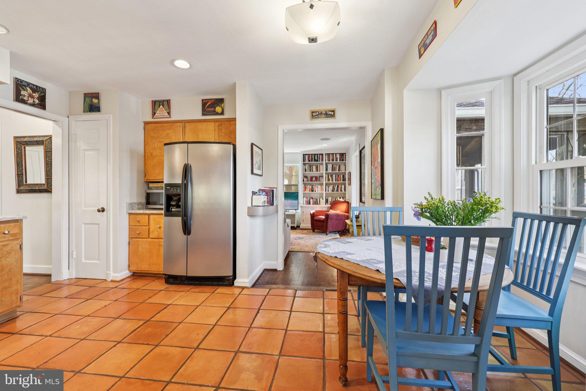 5805 MARBURY