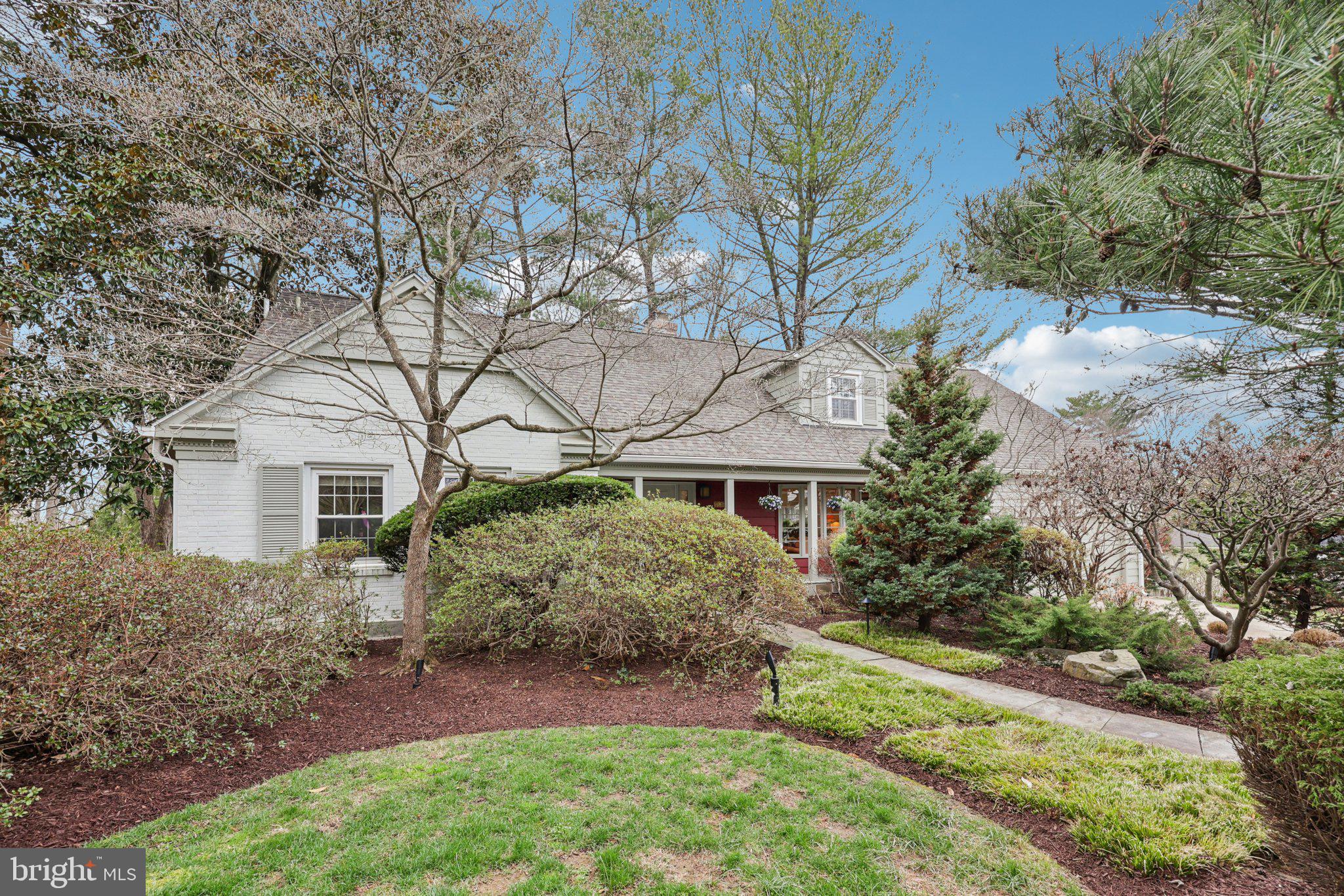 5805 MARBURY