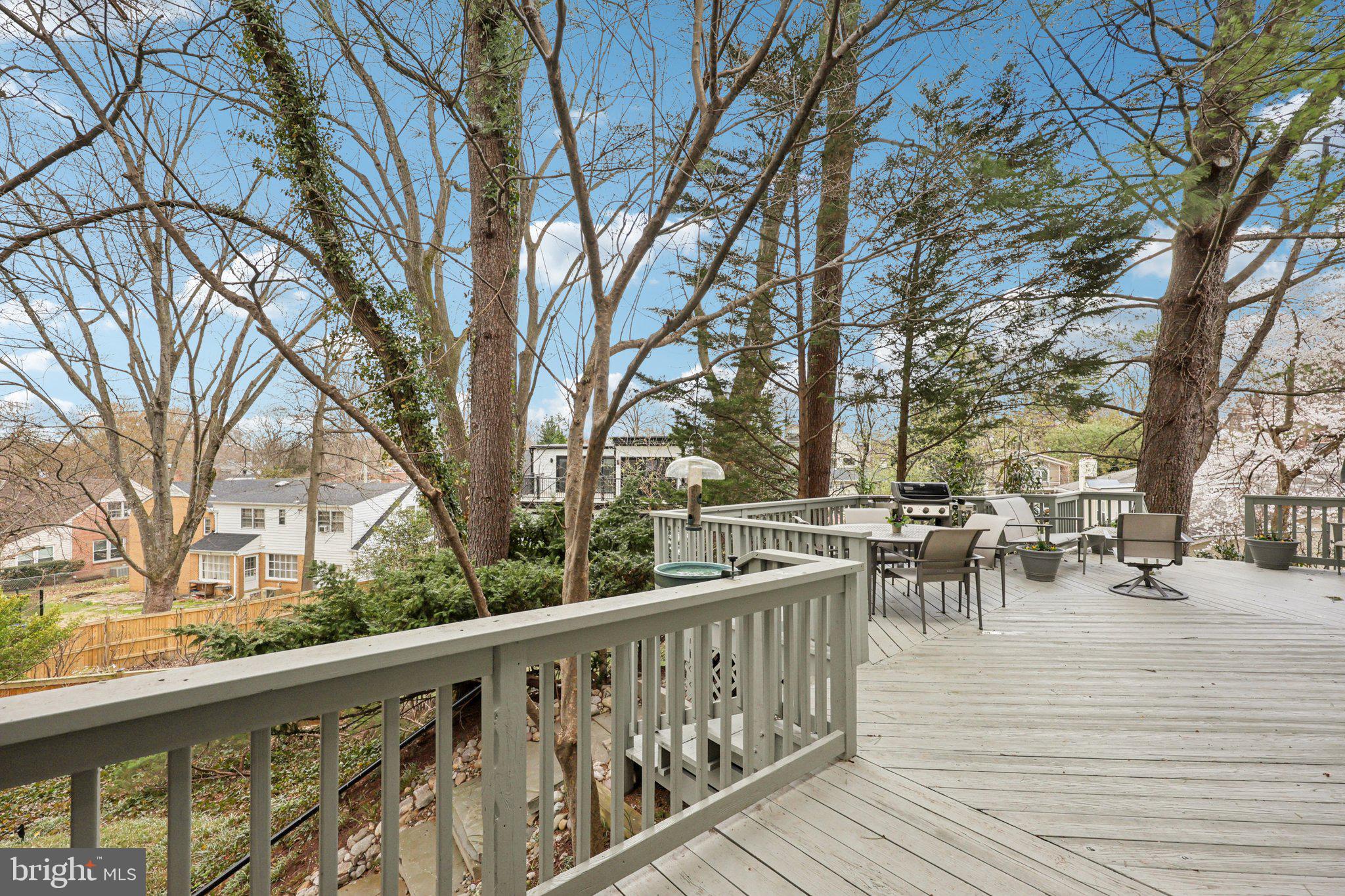 5805 MARBURY