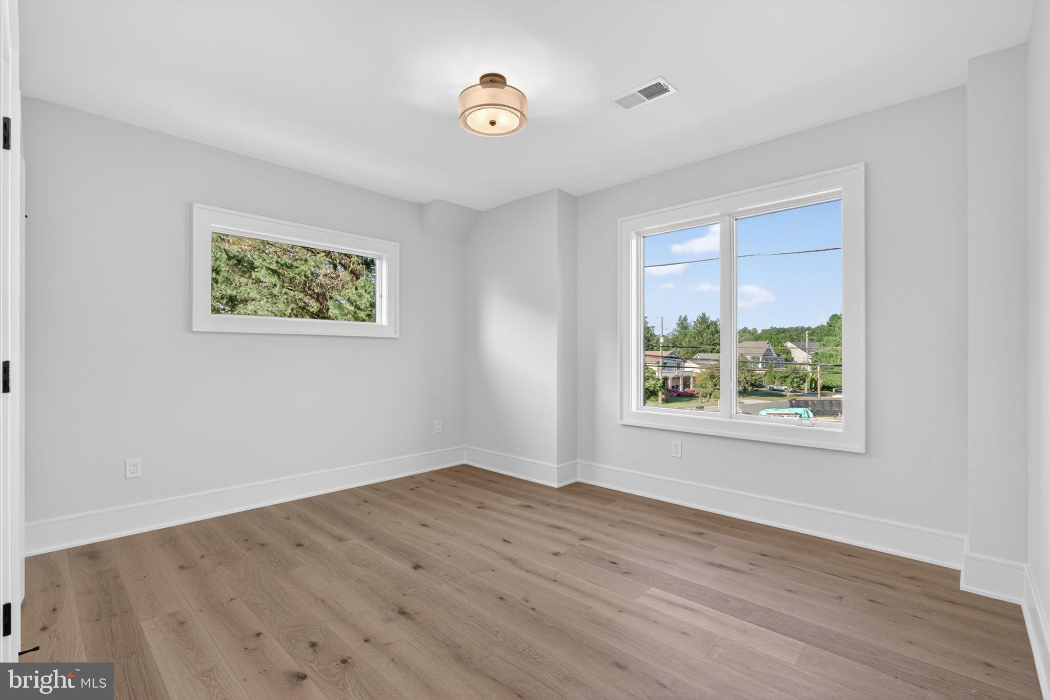 8722 EWING DRIVE