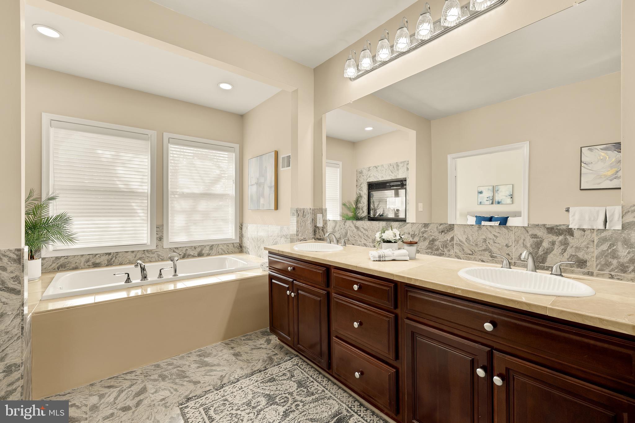 20407 PEACH TREE ROAD