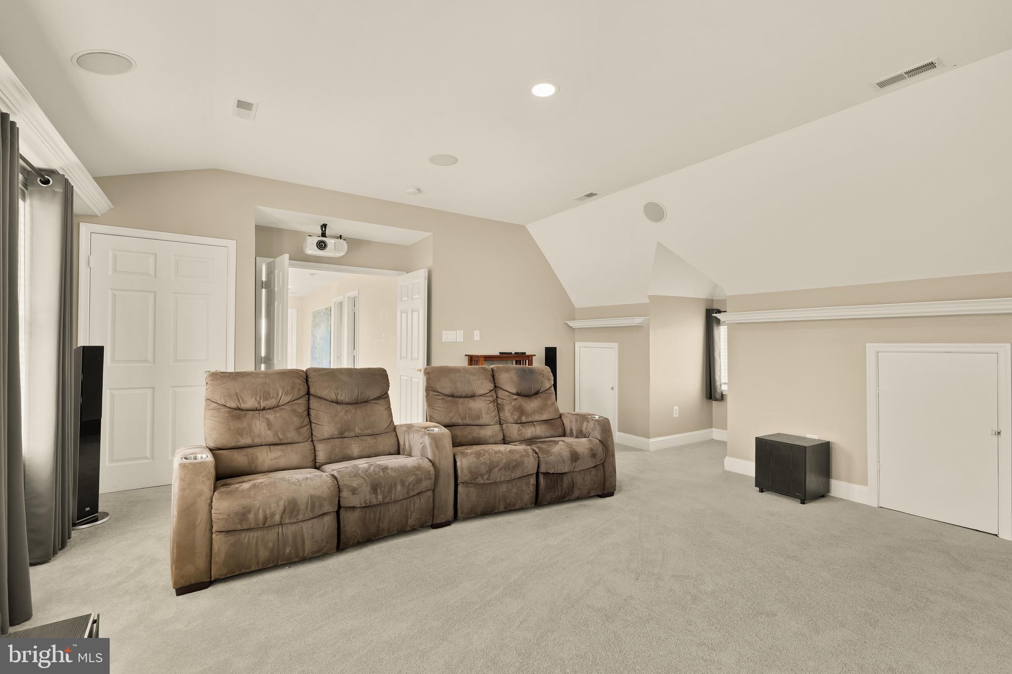 20407 PEACH TREE ROAD