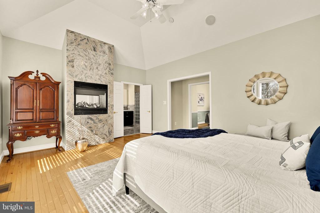 20407 PEACH TREE ROAD
