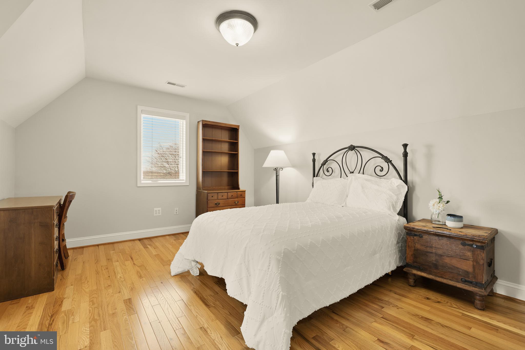 20407 PEACH TREE ROAD