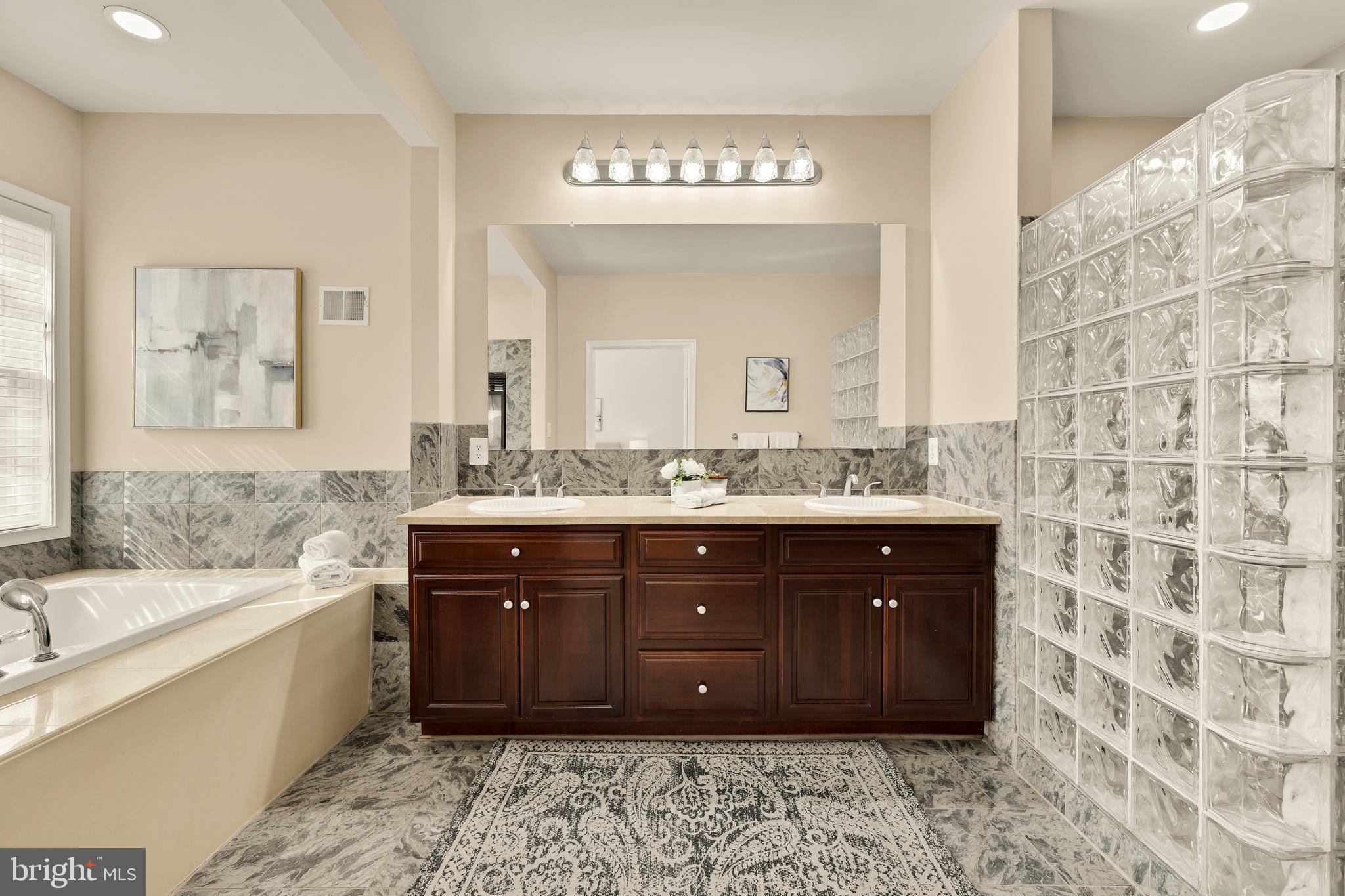 20407 PEACH TREE ROAD