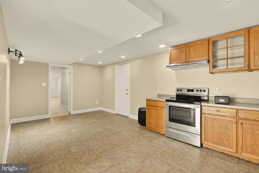20407 PEACH TREE ROAD