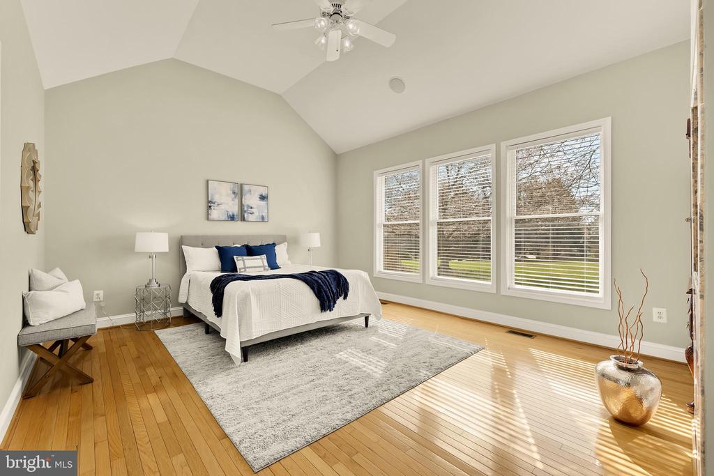 20407 PEACH TREE ROAD
