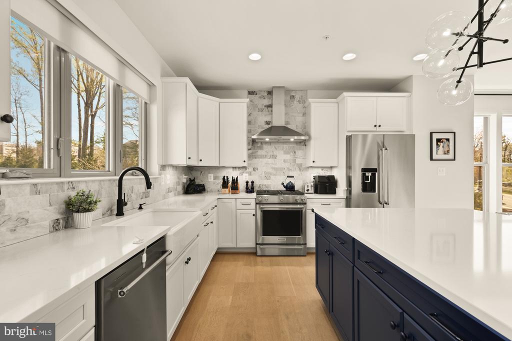 5111 MACON ROAD