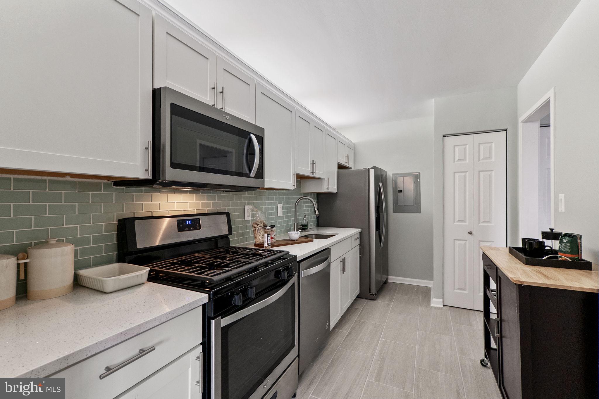 4515 WILLARD AVENUE 1414S