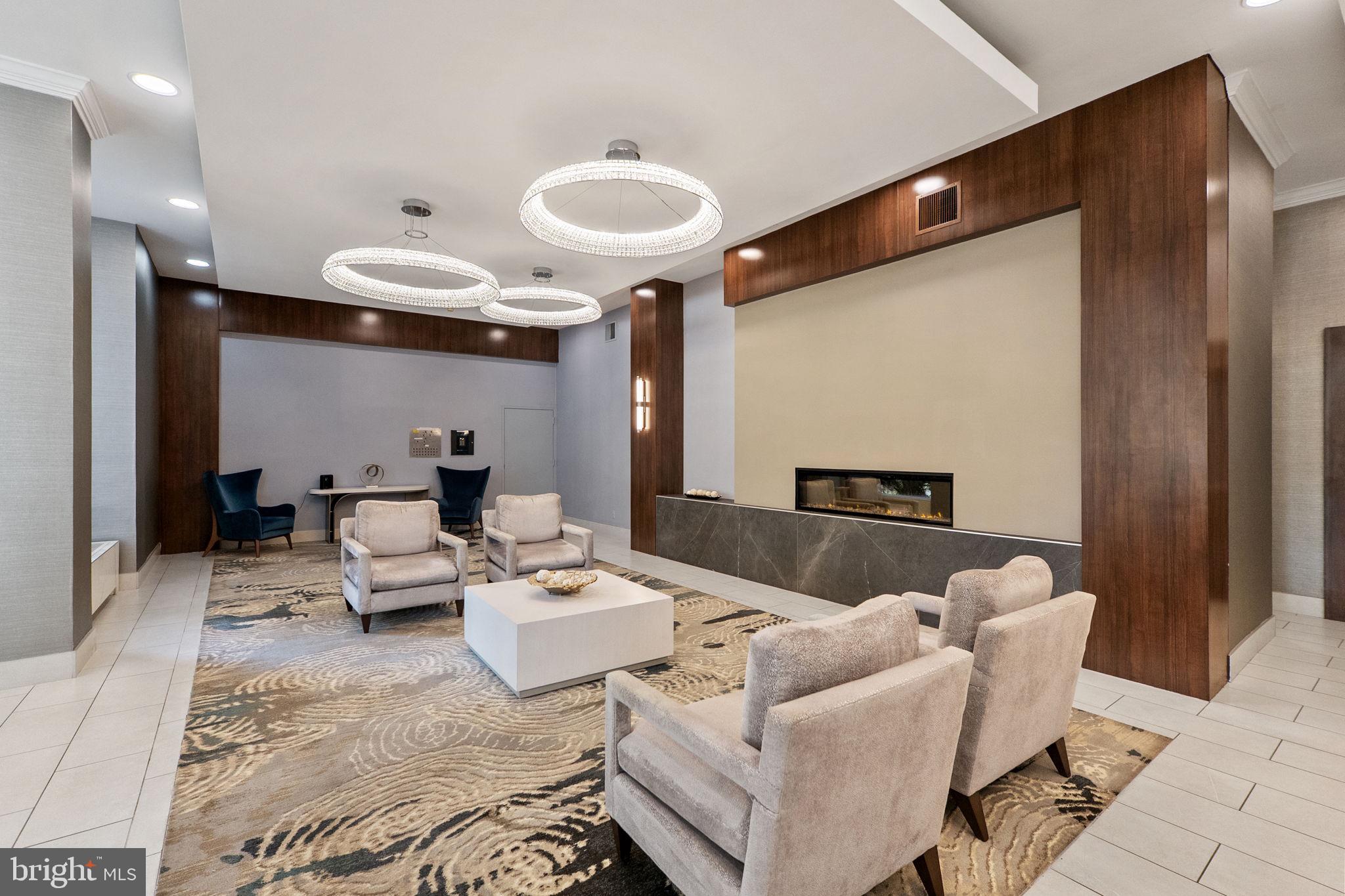 4515 WILLARD AVENUE 1414S