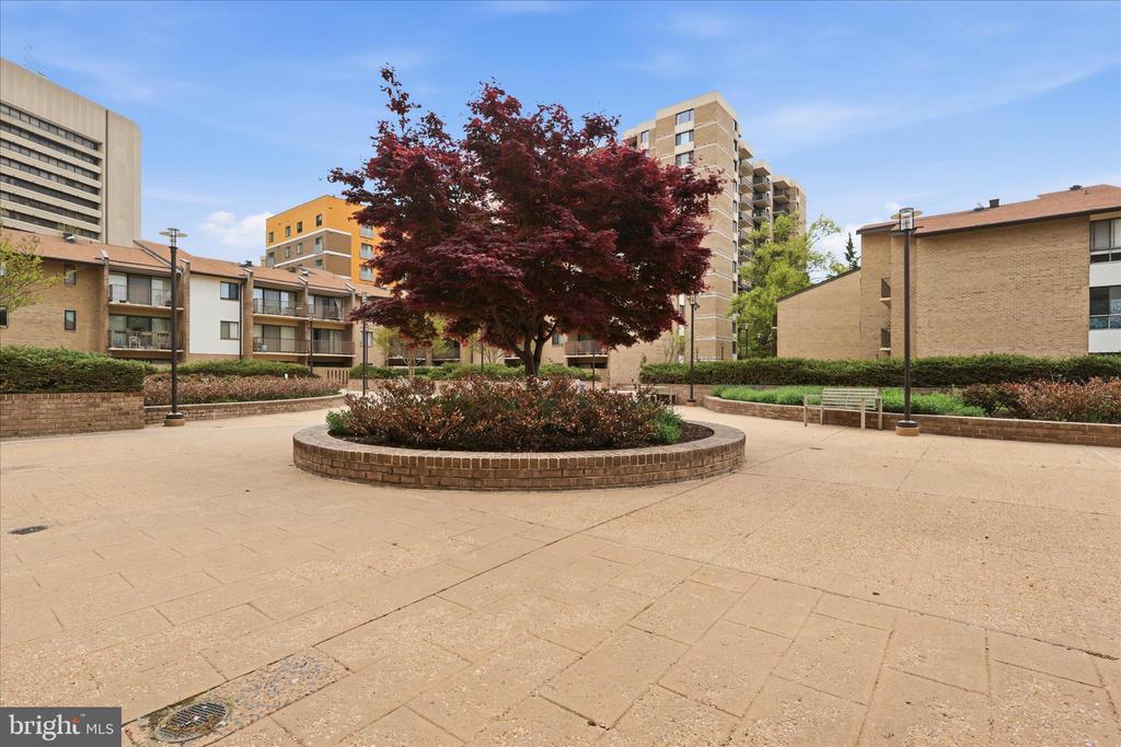 118 MONROE STREET Unit: 118-1307