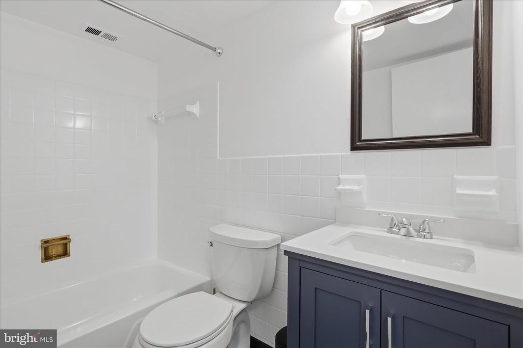 118 MONROE STREET Unit: 118-1307