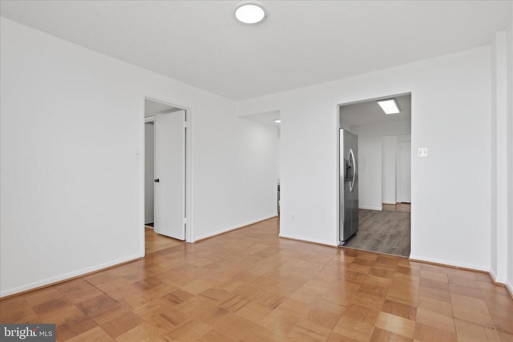 118 MONROE STREET Unit: 118-1307