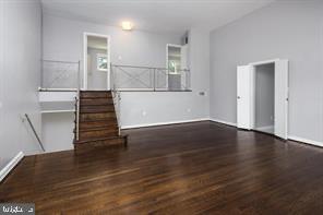 9211 E PARKHILL DRIVE