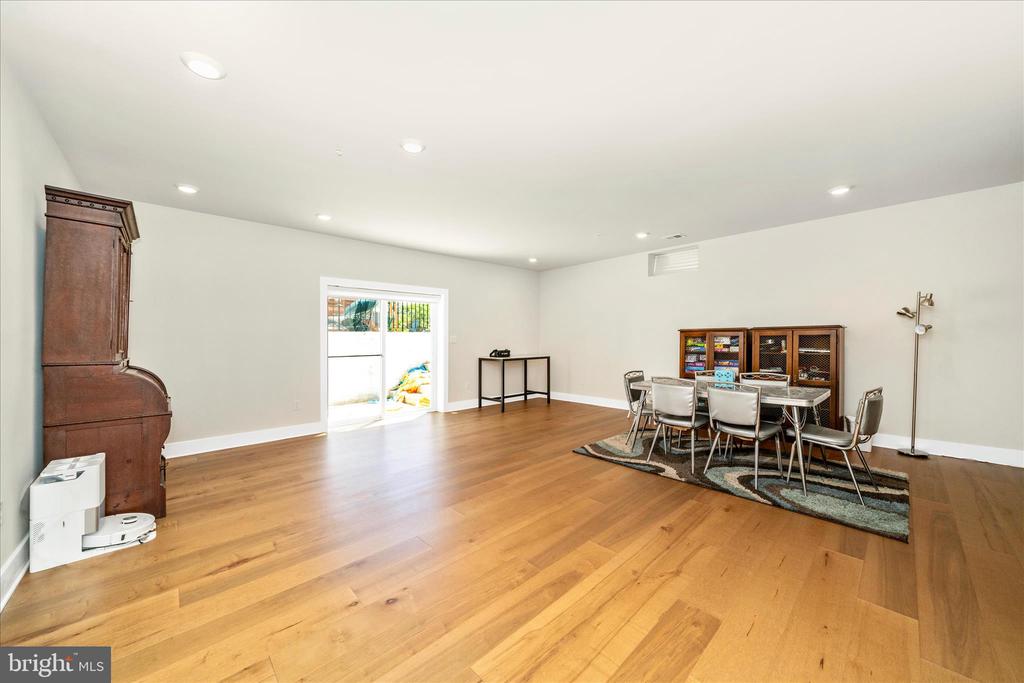 14640 SENECA FARM LANE
