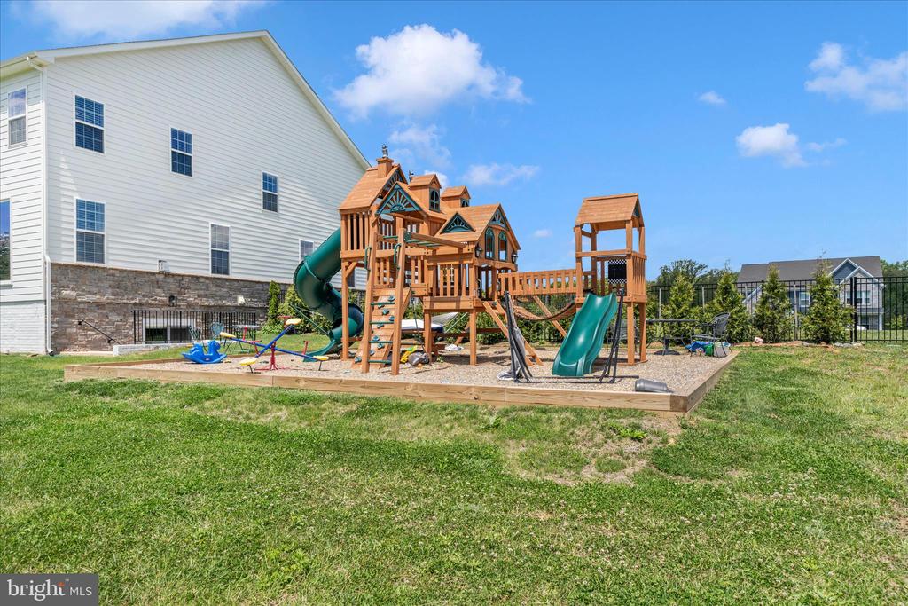 14640 SENECA FARM LANE