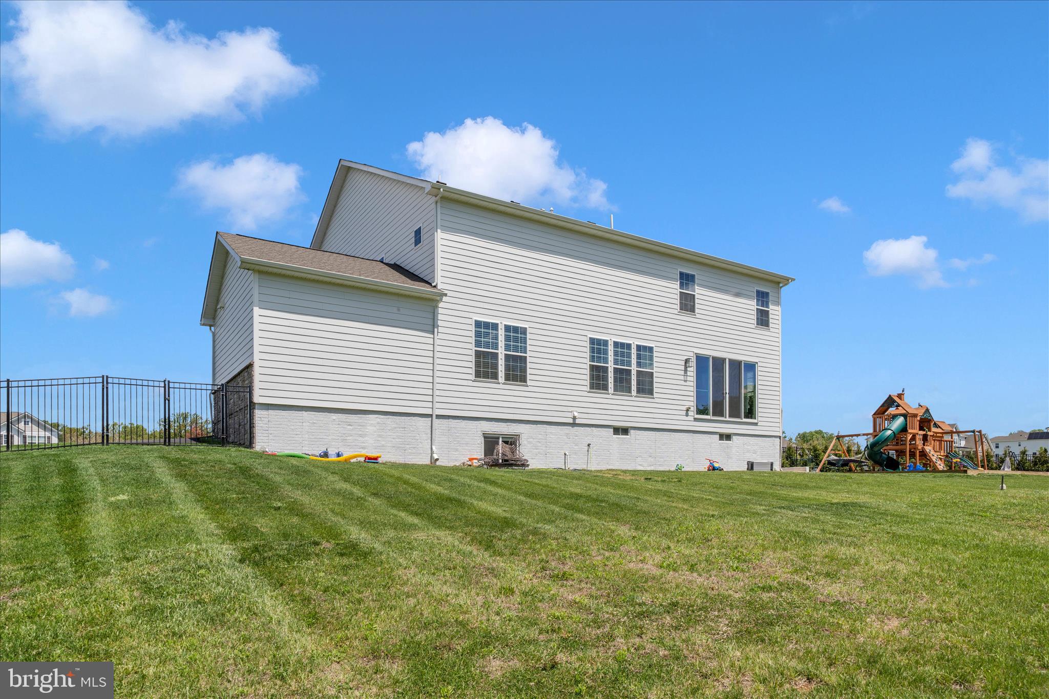 14640 SENECA FARM LANE