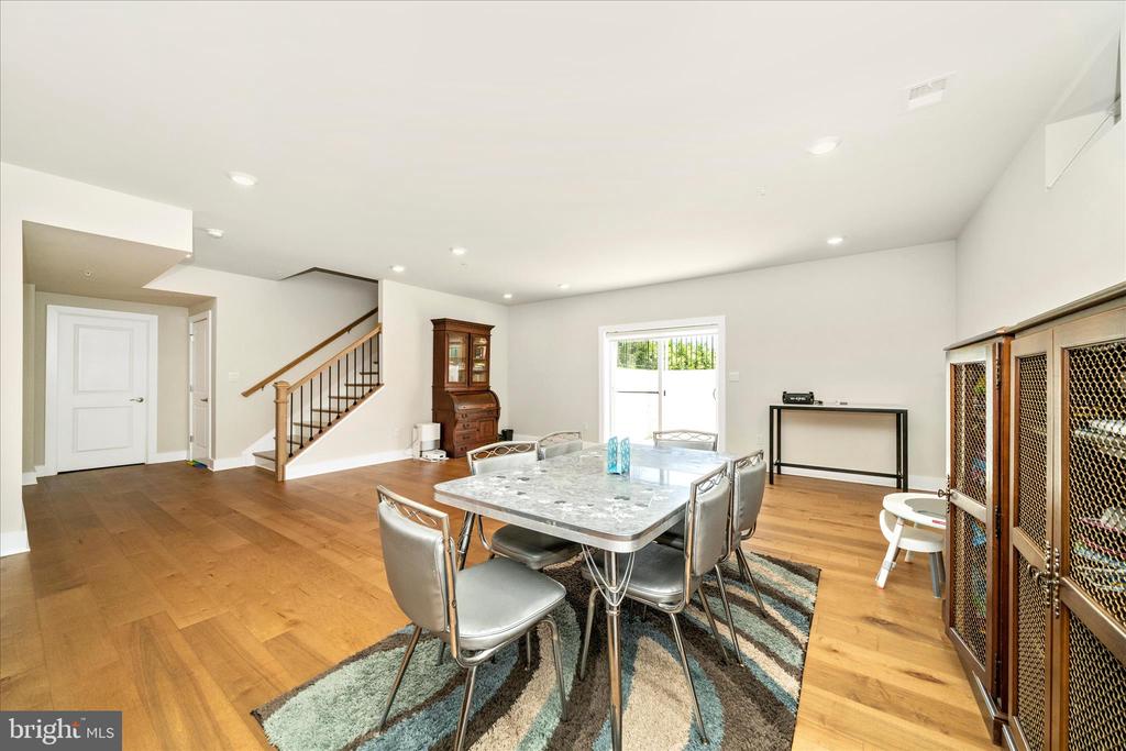 14640 SENECA FARM LANE