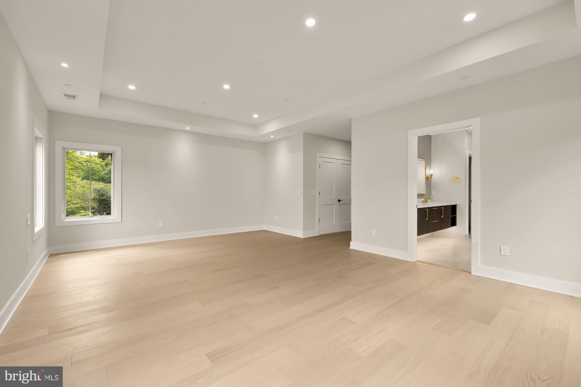8314 THOREAU DRIVE