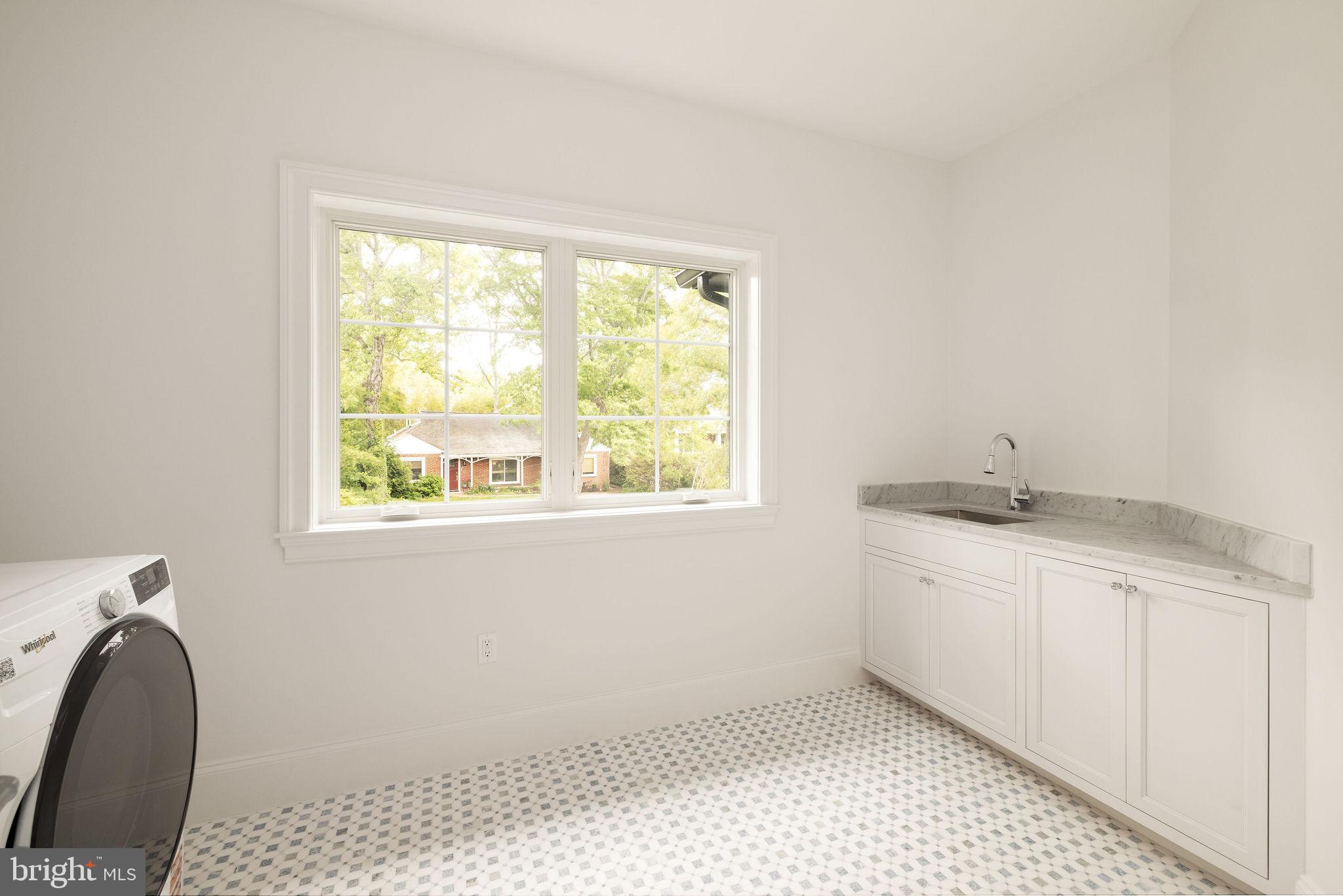 3400 COQUELIN TERRACE