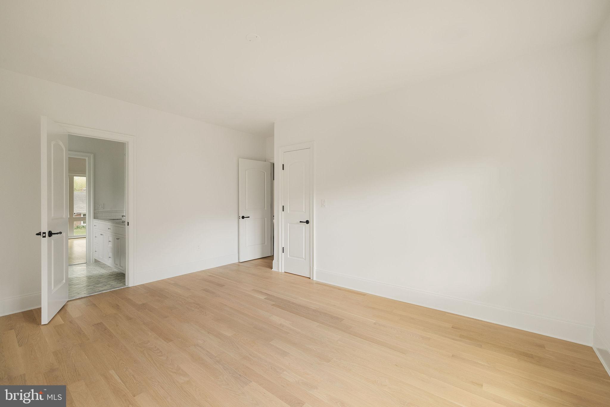 3400 COQUELIN TERRACE