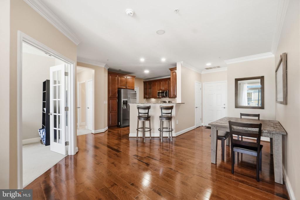 3850 CLARA DOWNEY AVENUE Unit: 31