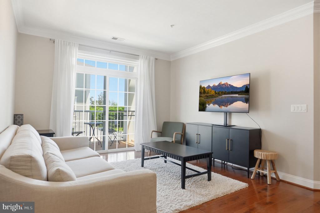 3850 CLARA DOWNEY AVENUE Unit: 31
