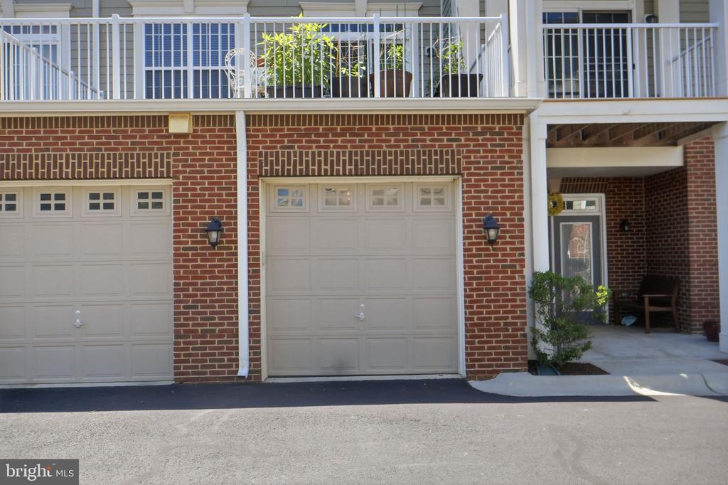 3850 CLARA DOWNEY AVENUE Unit: 31