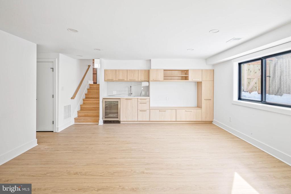 6311 CARNEGIE DRIVE