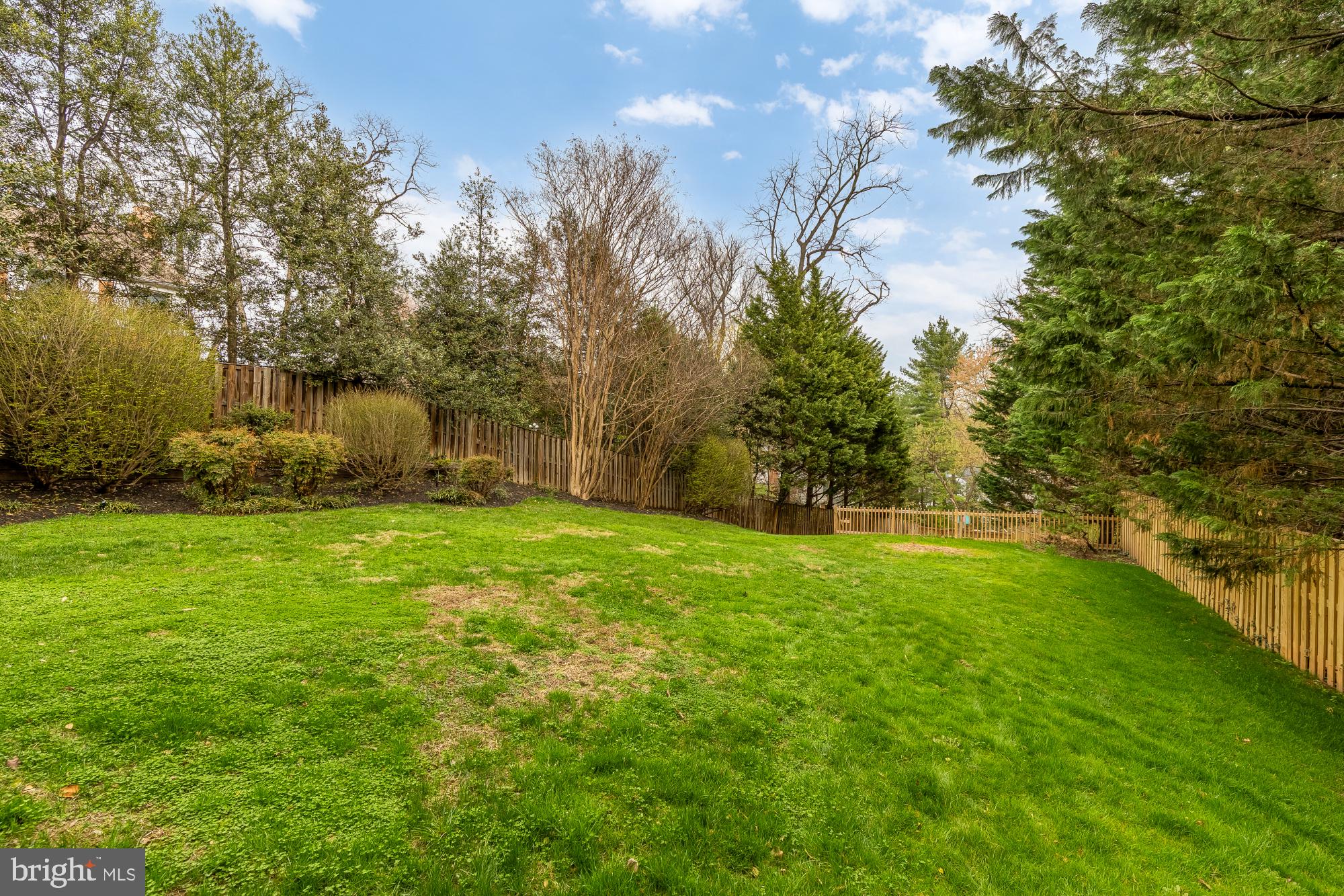 5001 OVERLEA COURT