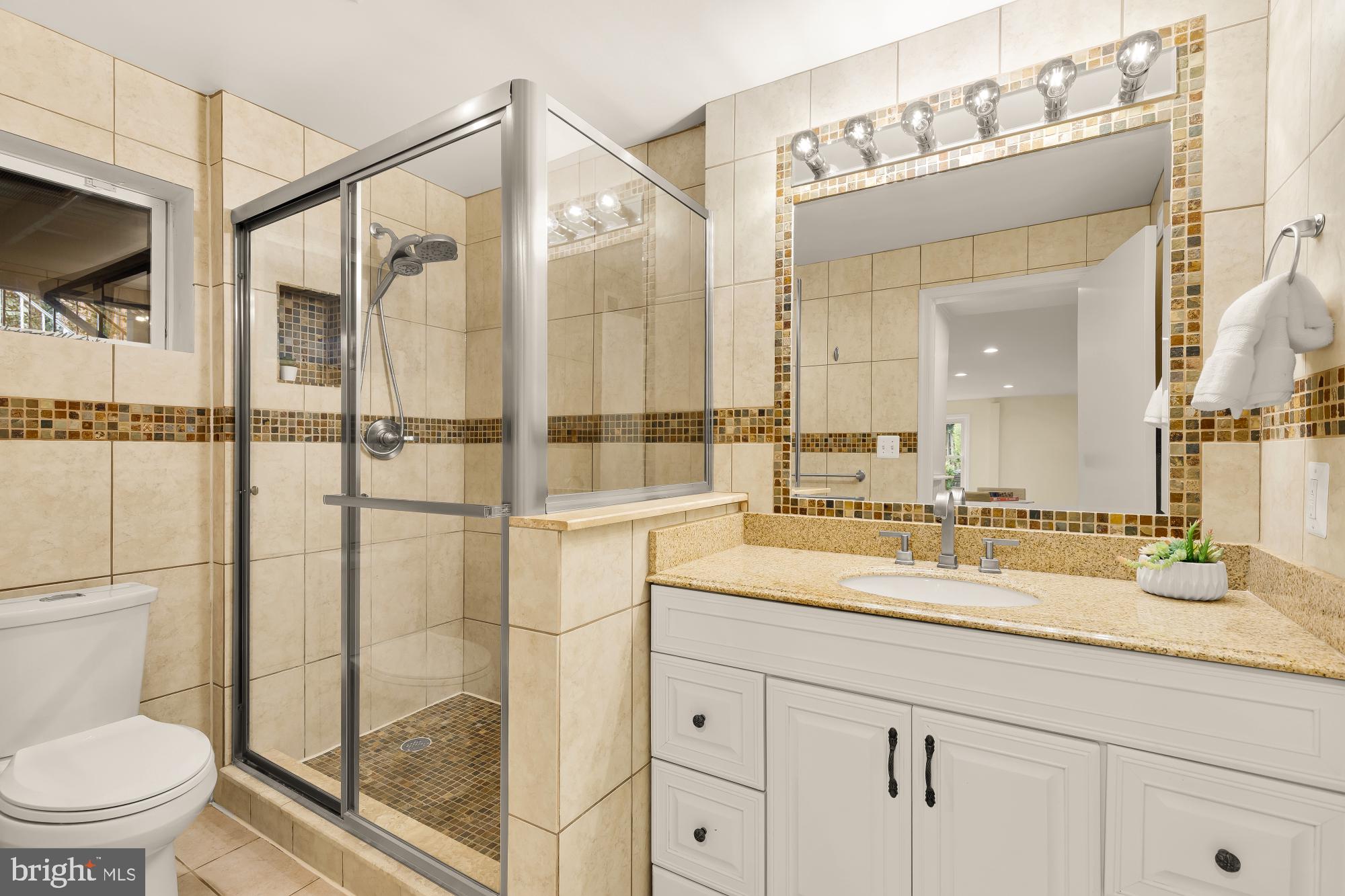 5001 OVERLEA COURT