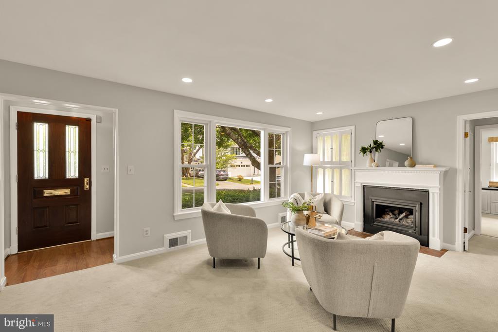 7822 MOORLAND LANE