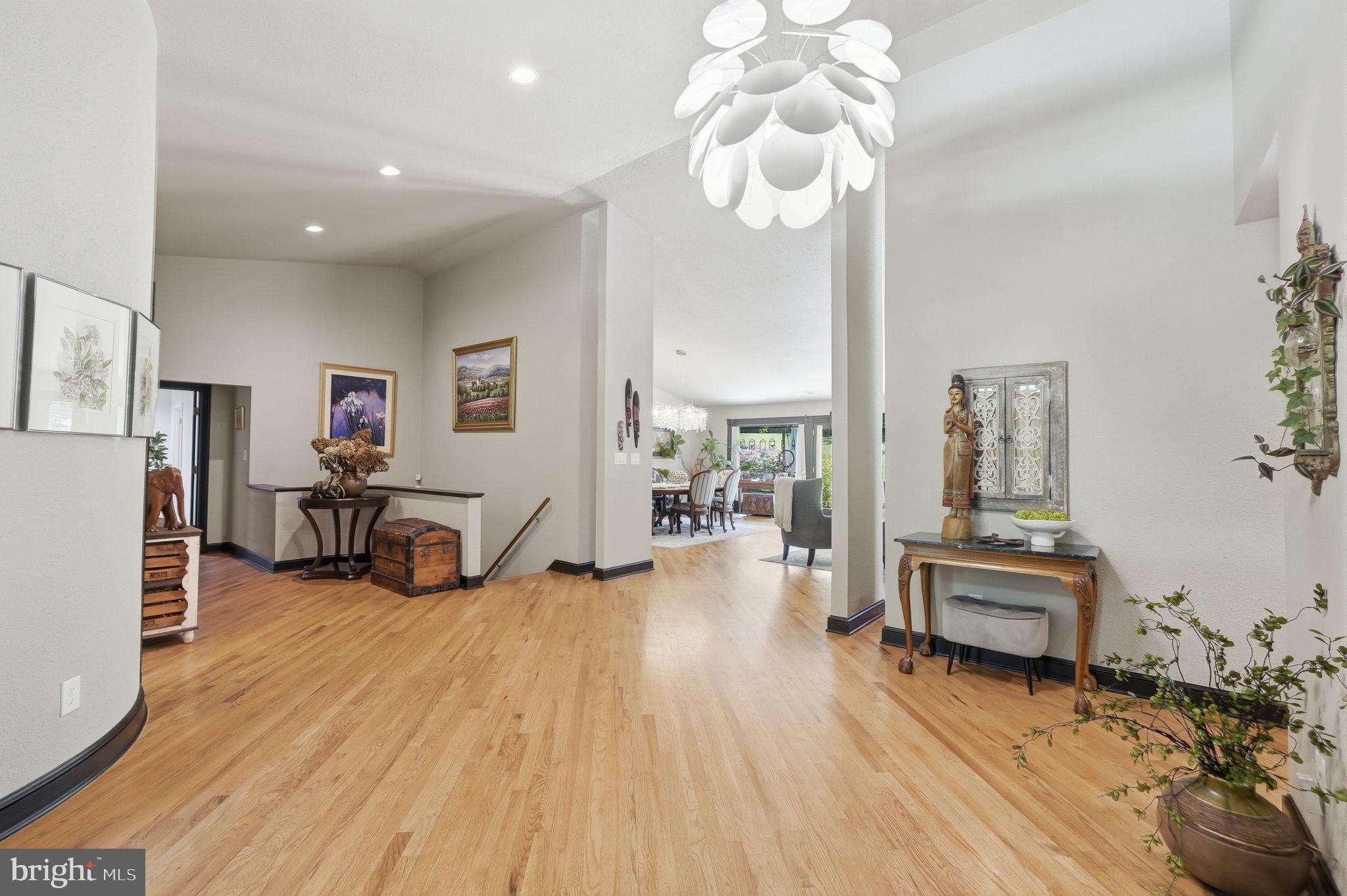 11621 LAKE POTOMAC DRIVE